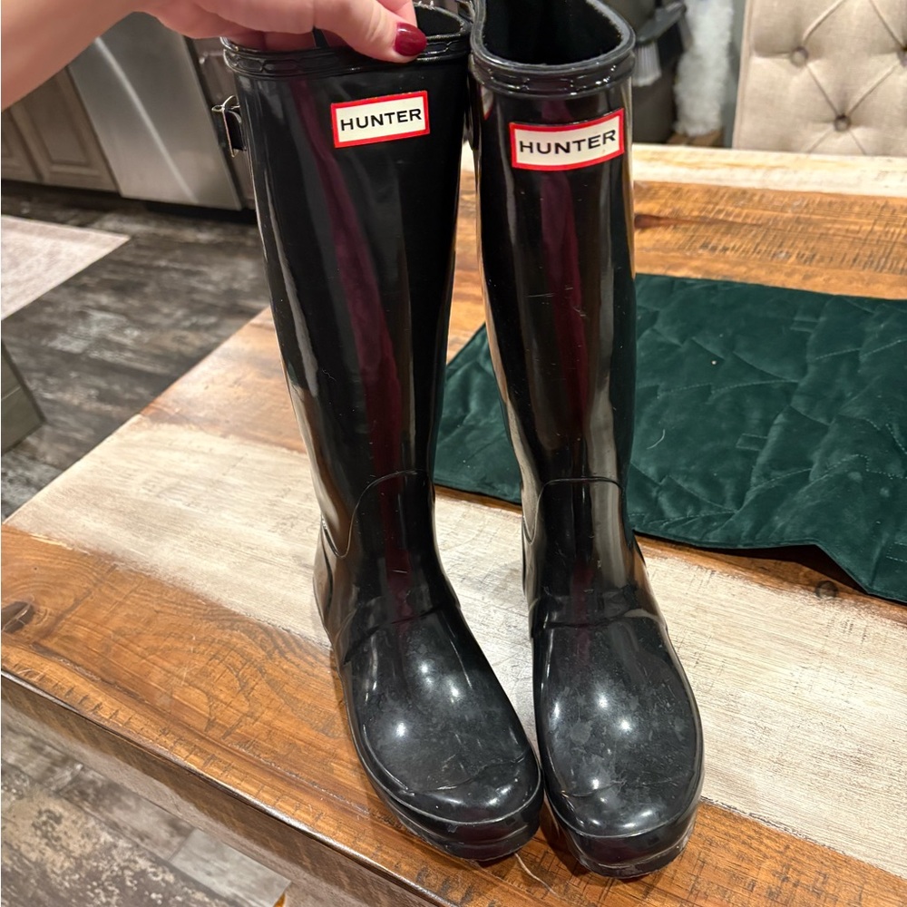 Hunter Classic Black Footwear